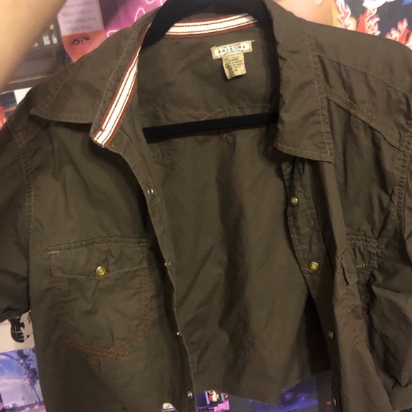 Green button down blouse - Picture 3 of 3